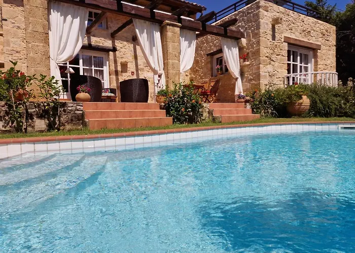 Rock House\'S Villa Melody